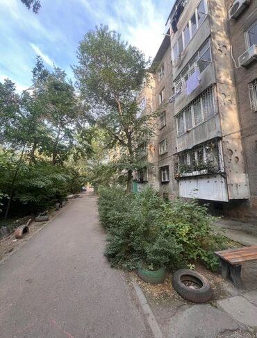 барбершоп продаю: 2 комнаты, 45 м², 104 серия, 5 этаж, Евроремонт