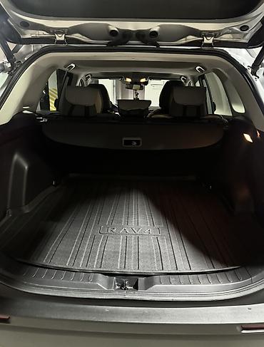 jeep compas: Toyota RAV4: 2020 г., 2.5 л, Автомат, Бензин, Кроссовер — 9