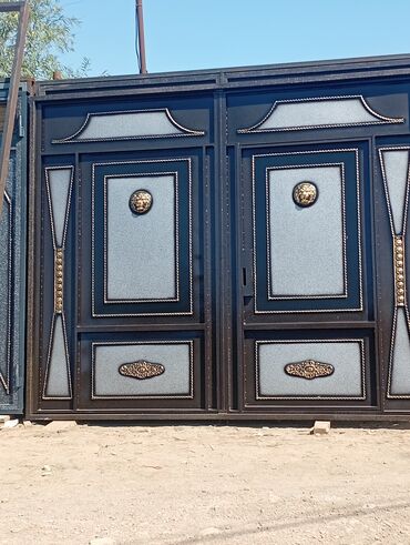 Həyət darvazaları: Dəmir Həyət darvazası, Yana açılan, Mexaniki, Qapı ilə, rəng - Qara — 4