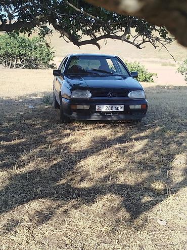 бу чехол: Volkswagen Golf: 1994 г., Механика, Бензин, Хэтчбэк — 3