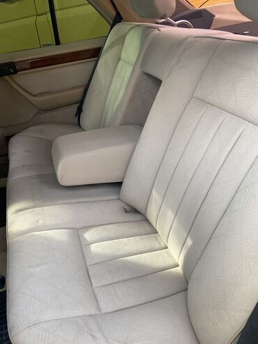диффузор мерседес: Продам комплект сидений на тряпке механические на Mercedes w124 седан