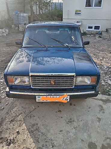 vaz 31: Lada 2107 sedan - Korpus: 4 qapılı, klassik “kvadrat” dizayn, tünd — 2