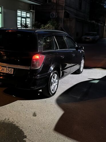 Opel: Opel Astra: 1.3 l | 2007 il 346547 km Universal — 5