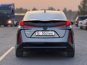 gx 570: Toyota Prius: 2019 г., 1.8 л, Автомат, Гибрид, Хэтчбэк — 5