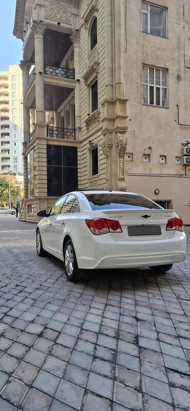 Chevrolet: Chevrolet Cruze: 1.8 l | 2014 il 267000 km Sedan — 7