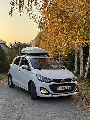 Chevrolet Spark: 2020 г., 1 л, Вариатор, Бензин, Хэтчбэк