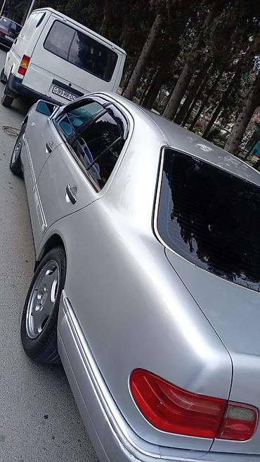 Mercedes-Benz: Mercedes-Benz E-Class (W210) sedan - Kuzov: gümüşü rəng, 4 qapı, tam — 2