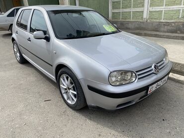 гольф авто: Volkswagen Golf: 2003 г., 1.6 л, Механика, Бензин, Седан