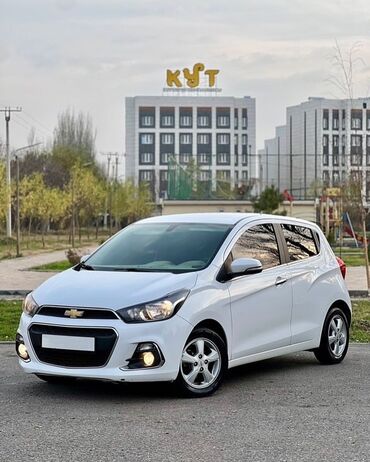 Chevrolet: Chevrolet Spark: 2017 г., 1 л, Автомат, Бензин, Хэтчбэк