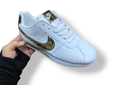 Women's Sneakers and athletic shoes: Nike cortez patike NOVO
Novo
Brojevi 36 do 41
fb Moja Kupovina 1 na lalafo.rs — 5 Women's Sneakers and athletic shoes: Nike cortez patike NOVO
Novo
Brojevi 36 do 41
fb Moja Kupovina 1 — 5