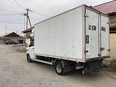 Коммерческий транспорт: Грузовой фургон Mercedes-Benz Sprinter (кабина + изотермический — 3