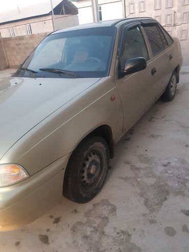 Daewoo: Daewoo Nexia: 2007 г., 1.5 л, Механика, Бензин, Седан