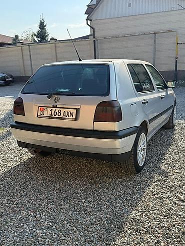 passat variant: Volkswagen Golf: 1993 г., 1.8 л, Бензин, Хэтчбэк — 4