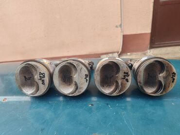 Auto delovi: Klipovi Lada 112 82.00mm. Standard. Polovno, ocuvano. Skinuto sa — 5