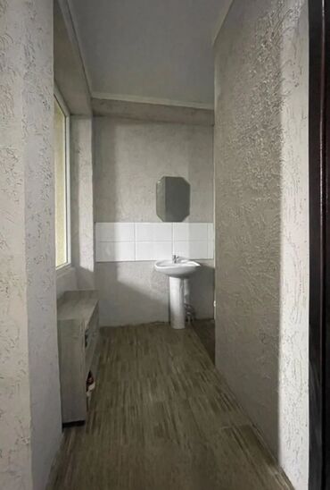 Долгосрочная аренда домов: 220 м², 8 комнат, Балкон застеклен, Кондиционер, Утепленный — 6