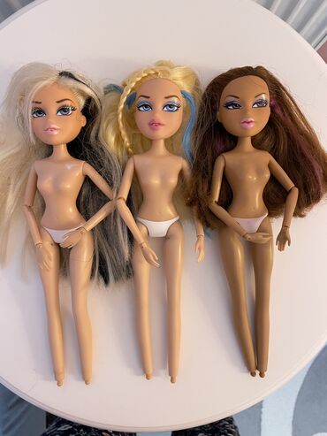 barbie igračke: 3 Velike bratz lutke sve tri imaju pramenove veoma su lepe nemaju