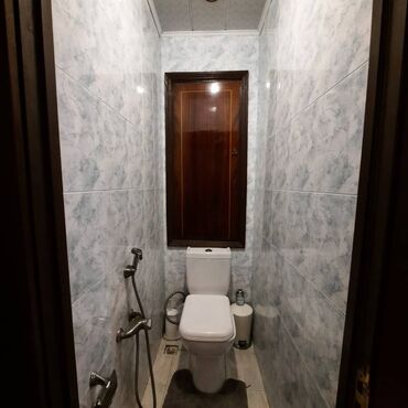 Köhnə tikili: Suraxanı rayonun yeni Günəşli qəsəbəsində Masiv D ərazisində — 12