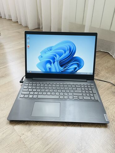 блок питания от компьютера: Ноутбук, Lenovo, 4 ГБ ОЗУ, Intel Core i3, 15.6 ", Для работы, учебы, память SSD