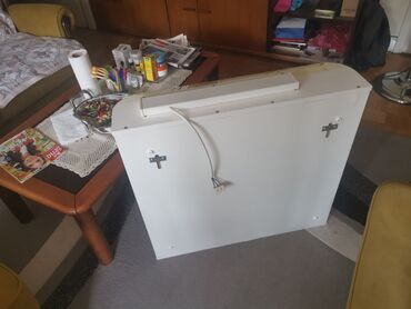 Ogledala: Ogledalo za zid, shape - Kockasti, 71 x 75 cm, Osvetljeno, Upotrebljenо — 7