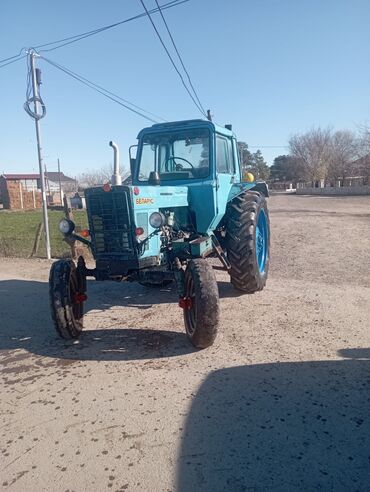 Traktorlar: Belarus traktoru – MTZ seriyası - Rəng: mavi - Quruluş: kabinalı — 2