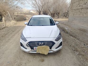 Hyundai: Hyundai Sonata: 2017 г., 2 л, Седан — 9
