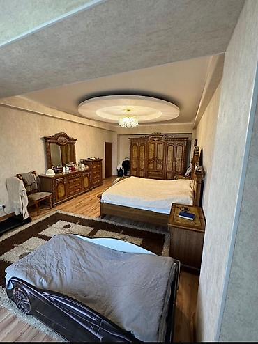 4 комнаты, 170 м², Манаса/Боконбаева Элитка, 5 этаж, Косметический ремонт at lalafo.kg 4 комнаты, 170 м², Манаса/Боконбаева Элитка, 5 этаж, Косметический ремонт