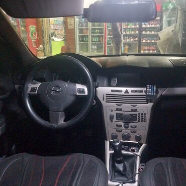 Opel: Salam maşın ela veziyyetdedir maşında 4 teze teker qoyulub akrmiyator — 14