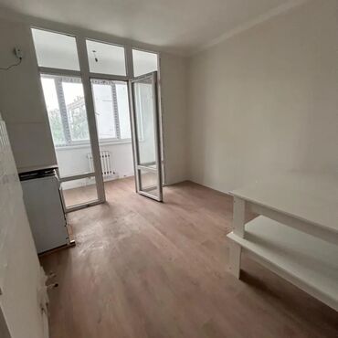 1 комнатная квартира 8 мкр: 2 комнаты, 53 м², Элитка, 4 этаж, Косметический ремонт