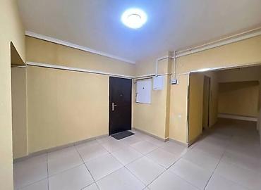 70: 3 комнаты, 70 м², 7 мкр Индивидуалка, 1 этаж, Косметический ремонт — 6