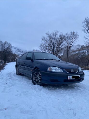 Toyota: Toyota Avensis: 2002 г., 1.8 л, Механика, Бензин