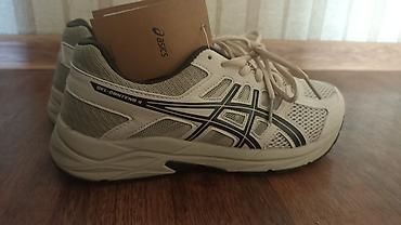 калыб: Кроссовкалар, 41.5, Asics, Жаңы, түсү - Саргыч боз, Акысыз жеткирүү — 3