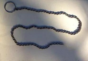 Ogrlice: Brezletna, lanac za džepni sat 6 komada. Cene su odredjene pojedinačno — 9