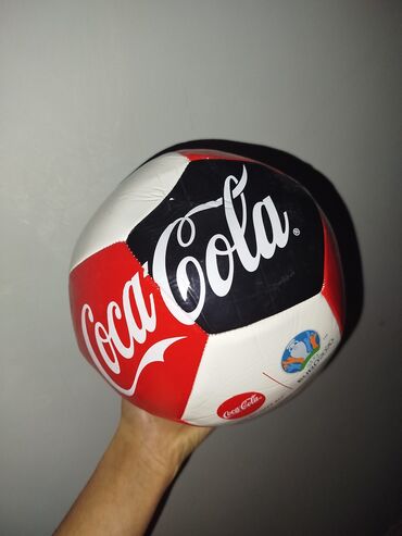 Toplar: Original Coca Cola Euro2020 Uefa topu. istifadə olunmayıb. hava