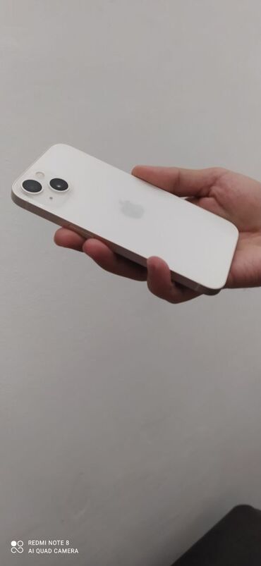 Apple iPhone: IPhone 13, Б/у, 128 ГБ, Белый, Защитное стекло, Чехол, Коробка, 92 %