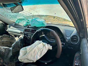 альтезы: Toyota Altezza / Lexus IS (1‑е поколение, седан) — автомобиль на — 4