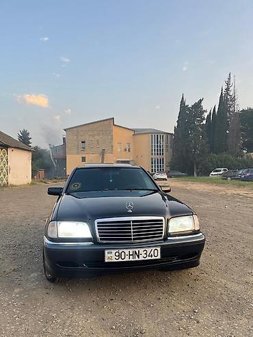 oka masini: Mercedes-Benz C-Class: 2.4 l | 2000 il Sedan — 1