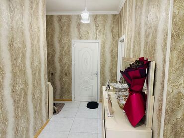 Uzunmüddətli kirayə mənzillər: - Mənzil tipli yaşayış sahəsi - Binada 2 ədəd lift (paslanmayan polad — 11