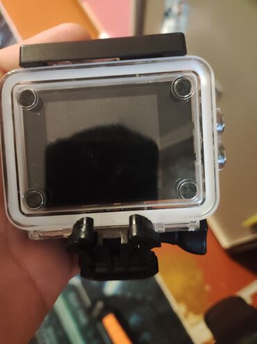 su qizdirici qazla: Su altı camera işlək vəziyyətdədir