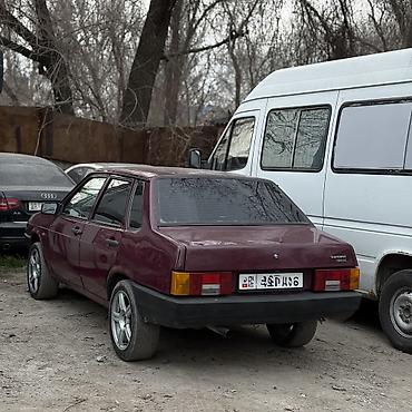 ВАЗ (ЛАДА): ВАЗ (ЛАДА) 21099: 2002 г., 1.7 л, Ручные, Бензин, Седан — 11