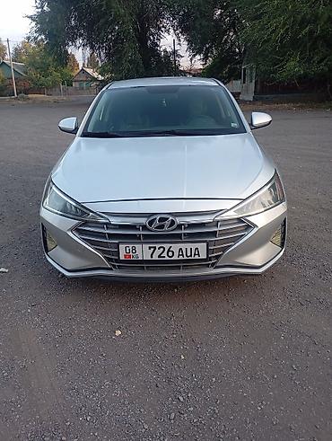 стекол: Hyundai Elantra: 2019 г., 2 л, Автомат, Бензин, Седан — 1