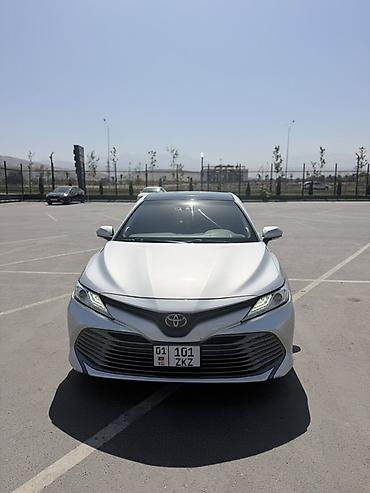 авто краан: Toyota Camry: 2018 г., 2.5 л, Автомат, Бензин, Седан — 1