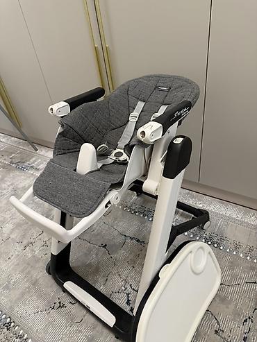анатомический: Детский стульчик для кормления Peg Perego Siesta Follow Me в расцветке — 1