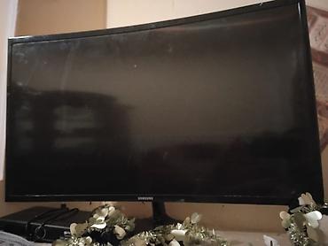 komputer manitorlari: Samsung qövsvari monitor - Brend/model: Samsung curved (qövsvari) — 1