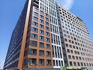 восточный парк: Строится, Элитка, 3 комнаты, 93 м² — 3