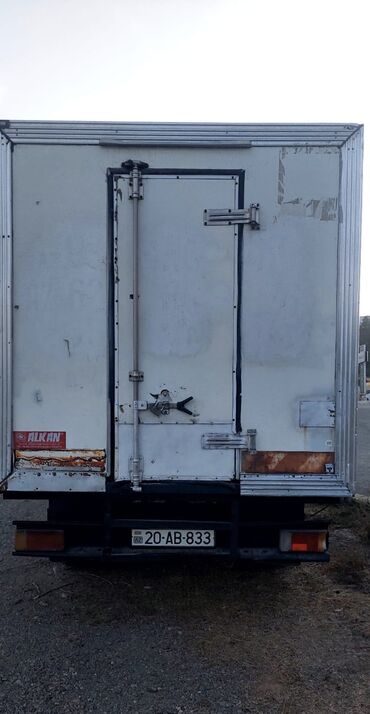 Yük maşınları: Soyuduculu yük maşını – 2005 il. Xüsusiyyətlər: - Furqon tipli yük — 9