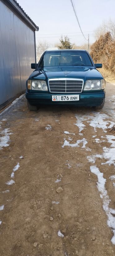 Транспорт: Mercedes-Benz E-Class: 1995 г., 2.2 л, Механика, Бензин, Седан