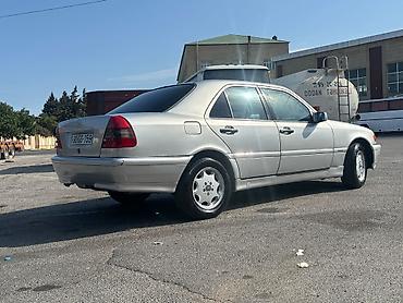 mersedes babin: Mercedes-Benz C-Class: 2 l | 1994 il Sedan — 6