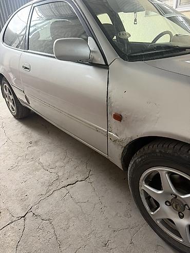 Toyota: Toyota Corolla: 1999 г., 1.3 л, Автомат, Бензин, Хэтчбэк — 6