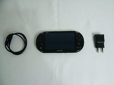 wifi modemi: Model: PS Vita Slim (2000 serija) Uz konzolu dolazi: Kabl za — 3