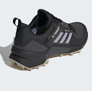 Кроссовки и спортивная обувь: РАЗМЕРЫ УТОЧНЯЕМ! ADIDAS. УНИВЕРСАЛЬНАЯ ПОХОДНАЯ ОБУВЬ, СОЗДАННАЯ ДЛЯ — 2